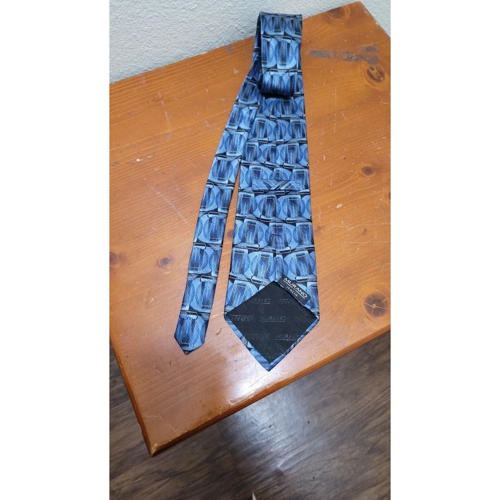 Murano Italia Mens Blue Patterned Silk Necktie